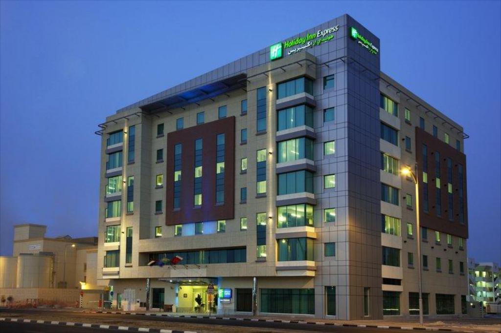 Holiday Inn Express Dubai – Jumeirah image